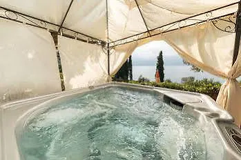 Gardasee With View Pai