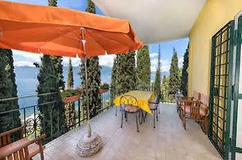 Hotel Gardasee With View